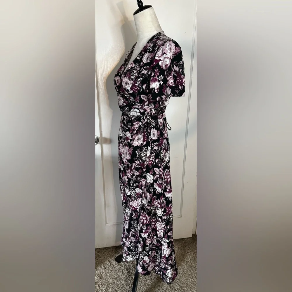 Free Press Floral Wrap Dress Flowy Lorelei Gilmore Girls romantic feminine maxi - Picture 4 of 13